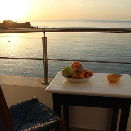 Experience The Pure Sense Of The Aegean Sea Βίλα Liota Εξωτερικό φωτογραφία
